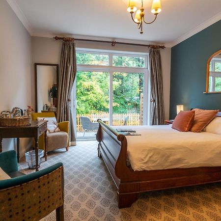 The Dundas Arms Kintbury Экстерьер фото